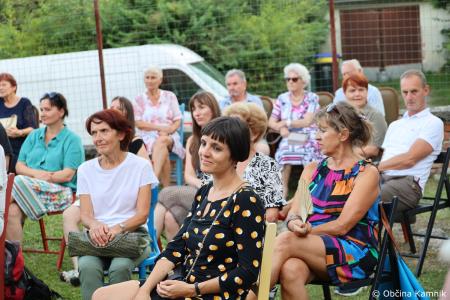 Ob Maistrovem letu izšla pesniška zbirka Maistrovih trideset (15)